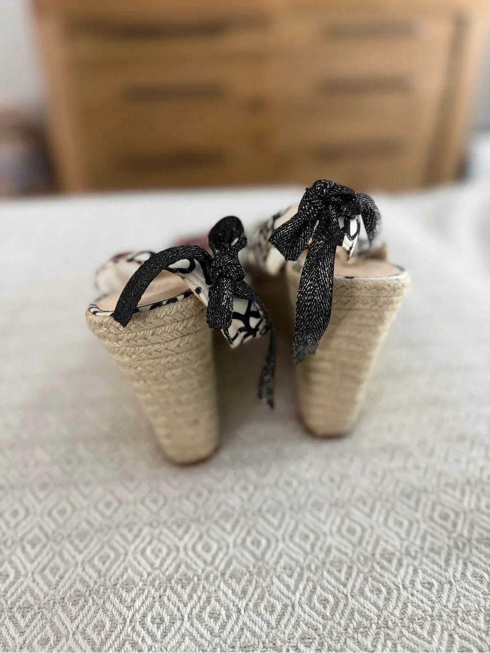 Vintage Coach Maritza Poppy Flower Espadrille Wedge Sandals - Size 10